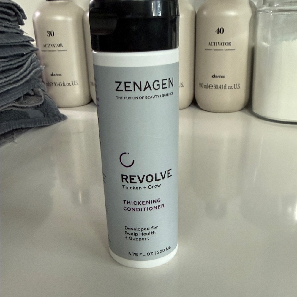 Zenagen Revolve Thickening Conditioner
